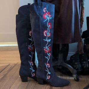 CAEmbroidered Knee-High Boots - Black with Red Floral Design